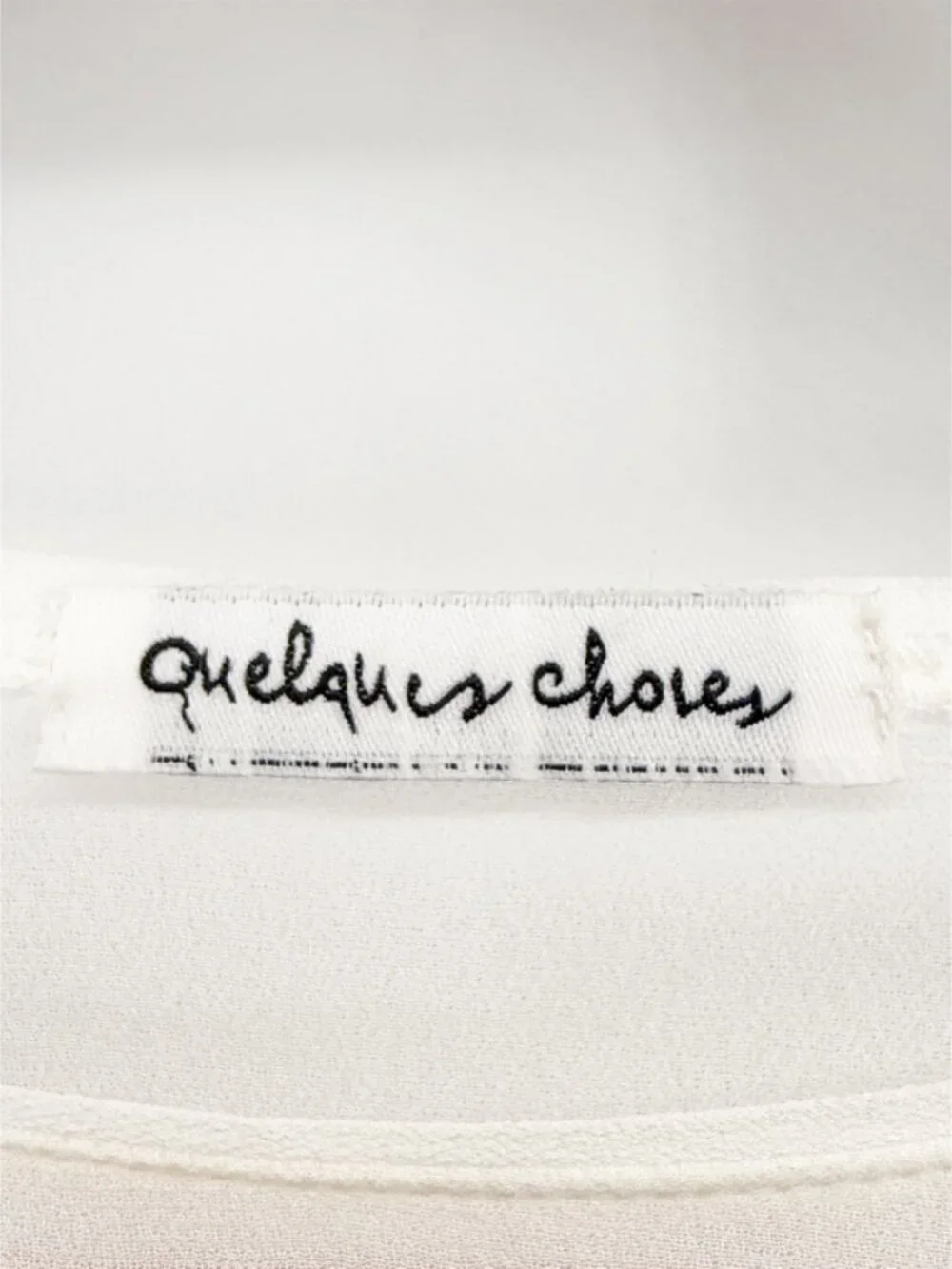 quelques choses SHEER BALLOON-SLEEVE BLOUSE - Picture 9 of 10